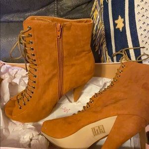 Brown suede lace up front with side zipper heel